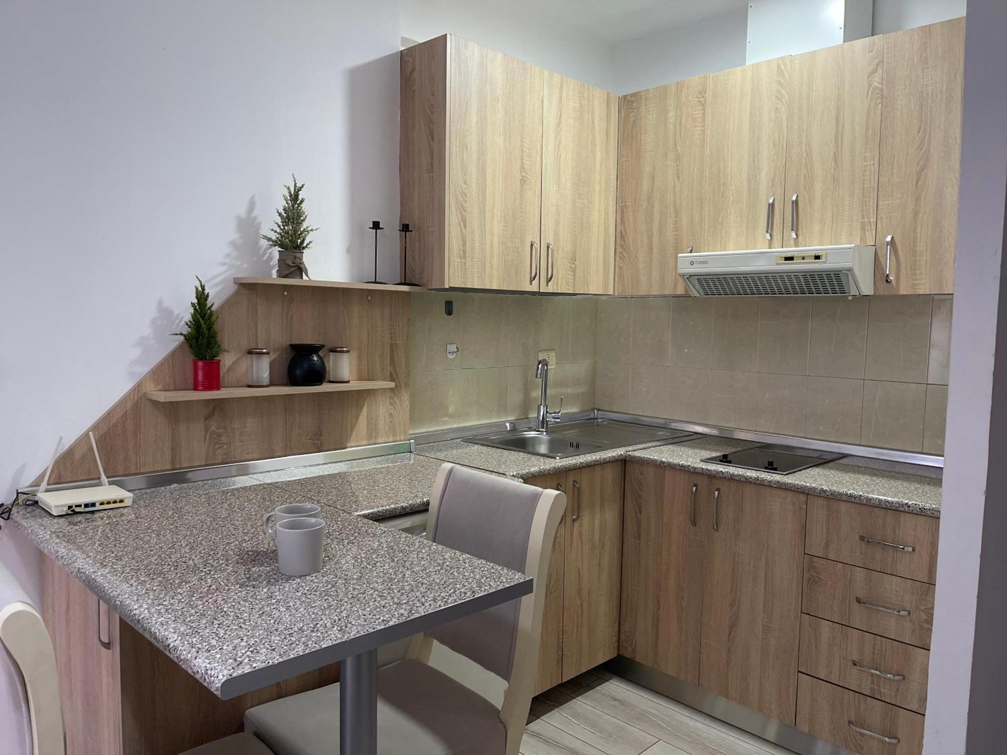 Downtown Modern Studio Apartment Tirana Esterno foto