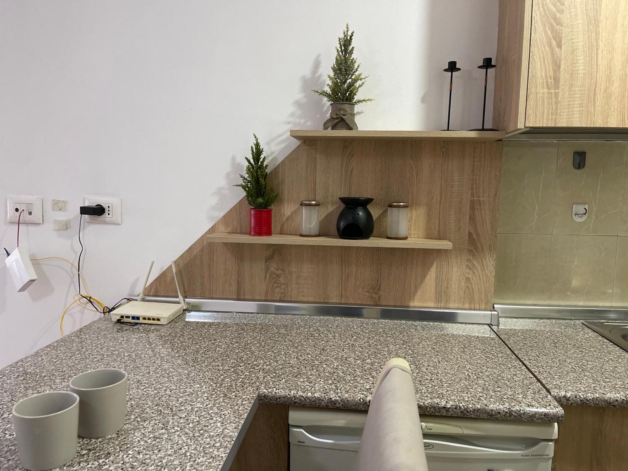 Downtown Modern Studio Apartment Tirana Esterno foto